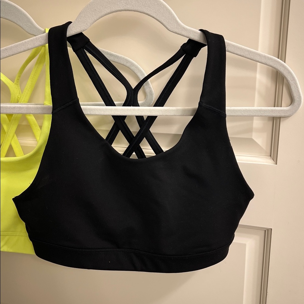 Old Navy Medium Support PowerPress Strappy Sports Bra- 2 pack - Picture 2 of 9